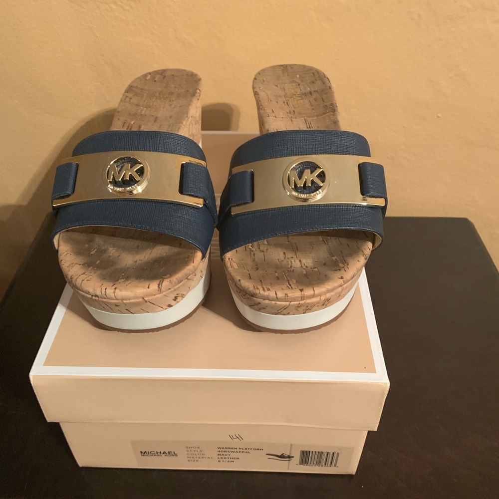 Michael Kors Warren Platform Navy SZ 8.5!